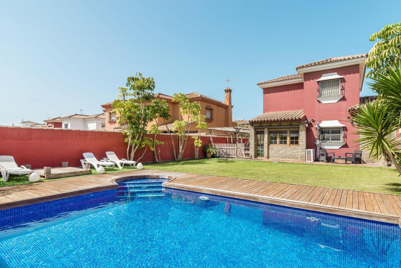 Villa Marty - Mayores De 25 Anos Chiclana de la Frontera Exteriör bild