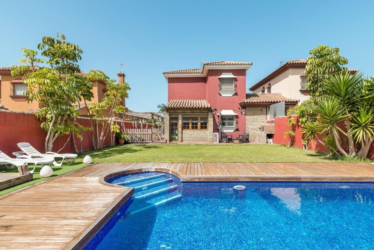 Villa Marty - Mayores De 25 Anos Chiclana de la Frontera Exteriör bild