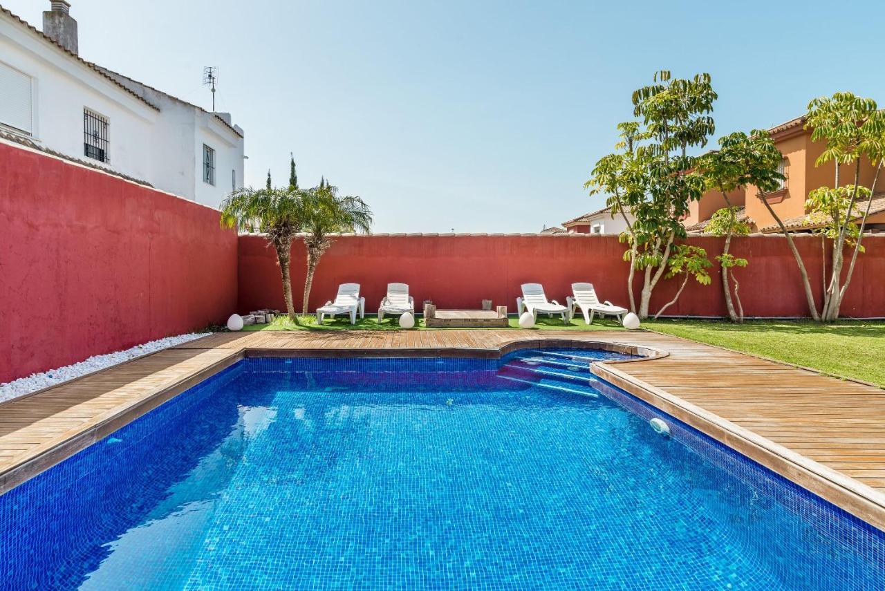 Villa Marty - Mayores De 25 Anos Chiclana de la Frontera Exteriör bild